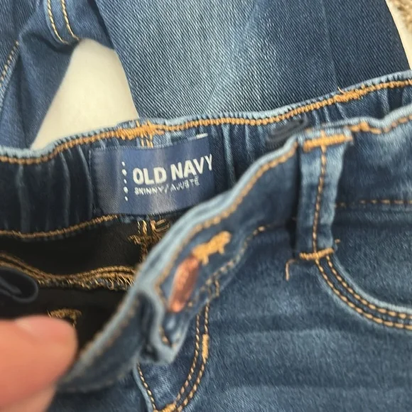 🦆 Bundle of 15 Toddler Girl Clothing Size 18-24 months - Picture 4 of 13